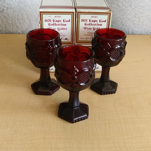 Vintage Avon Cape Cod Wine Goblet - Picture 3 of 6